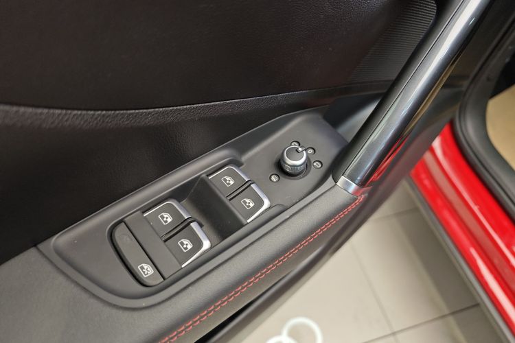 奥迪Q2L 2022 汽车图片 #31