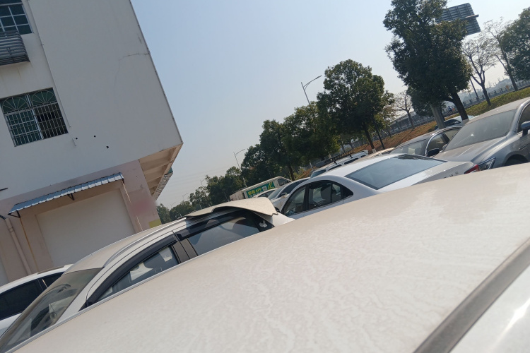 GEELY Emgrand 2021 car image #31