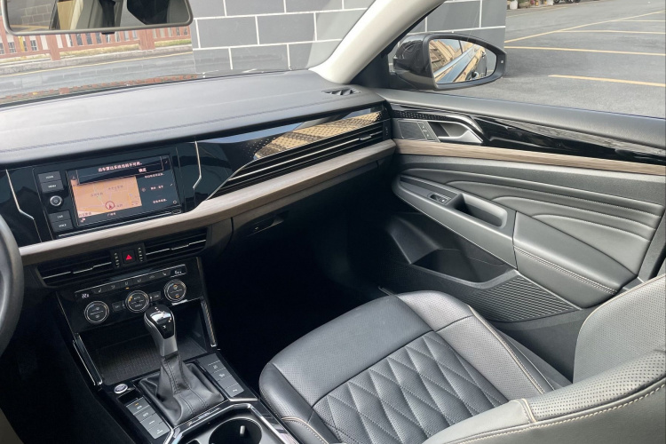 Volkswagen Passat New Energy 2019 #31 Volkswagen Passat New Energy 2019 car image #31