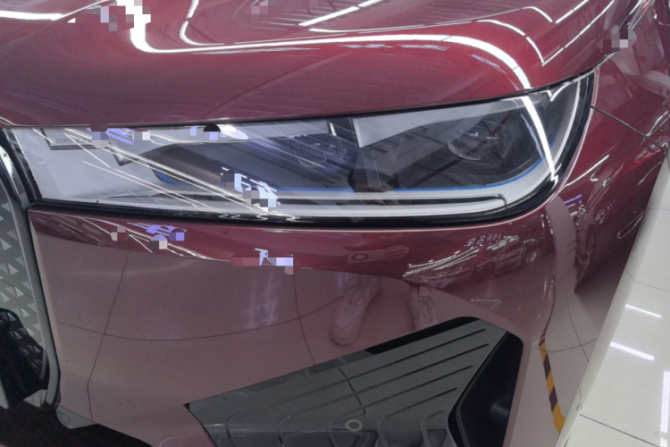 BMW iX 2024 car image #31