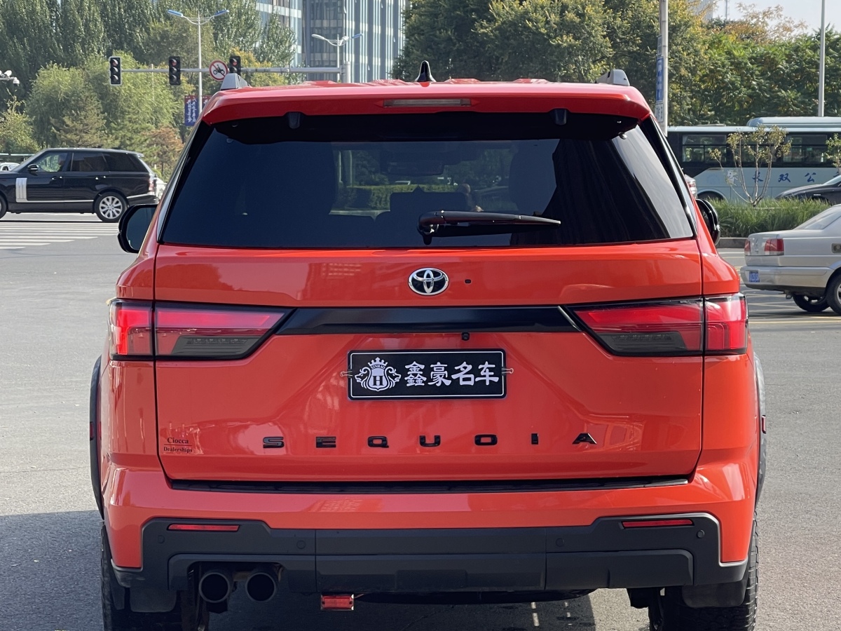 Toyota Sequoia 2023 #31 Toyota Sequoia 2023 imagen de coche #31