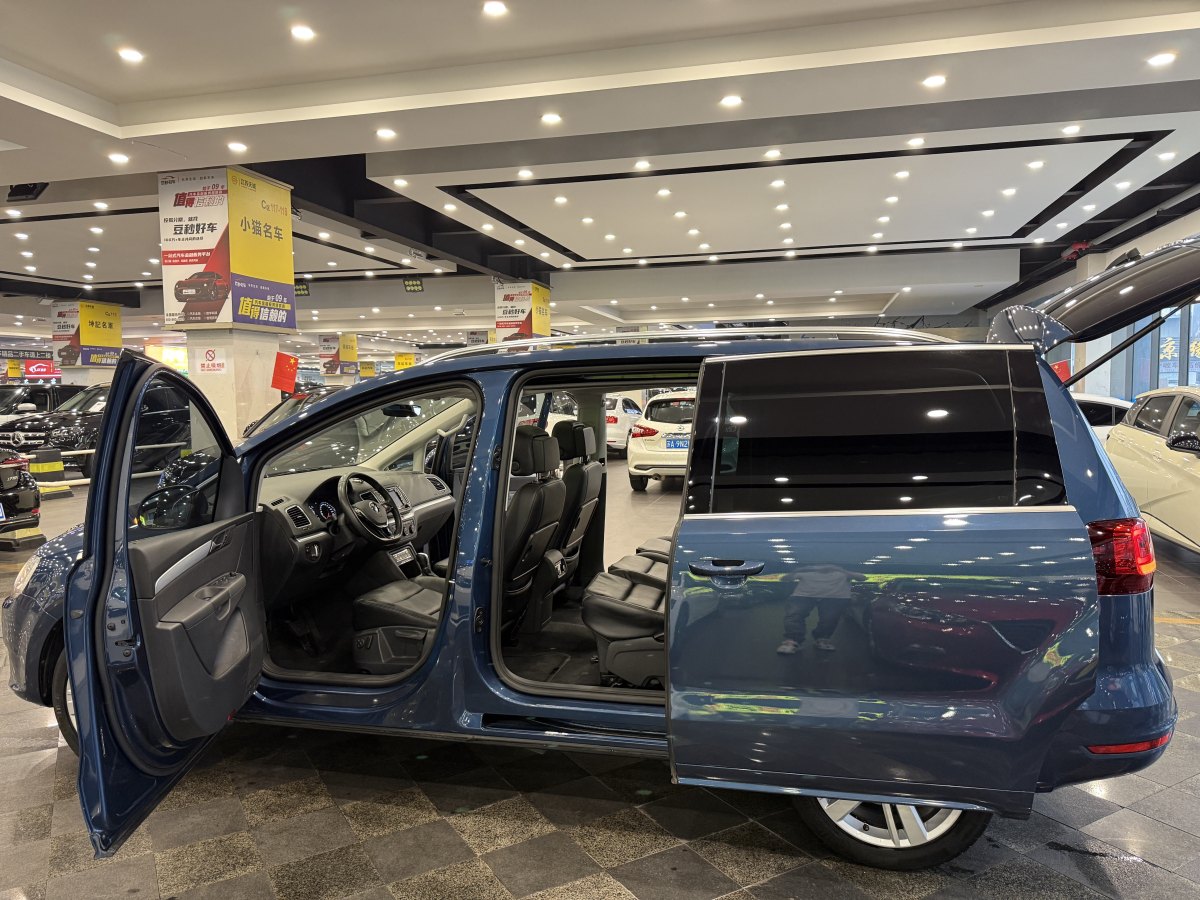 Volkswagen Sharan 2016 imagem de carro #31