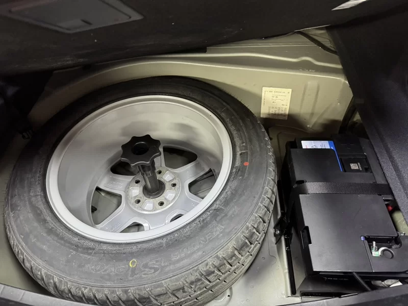 Audi A6 2019 car image #31