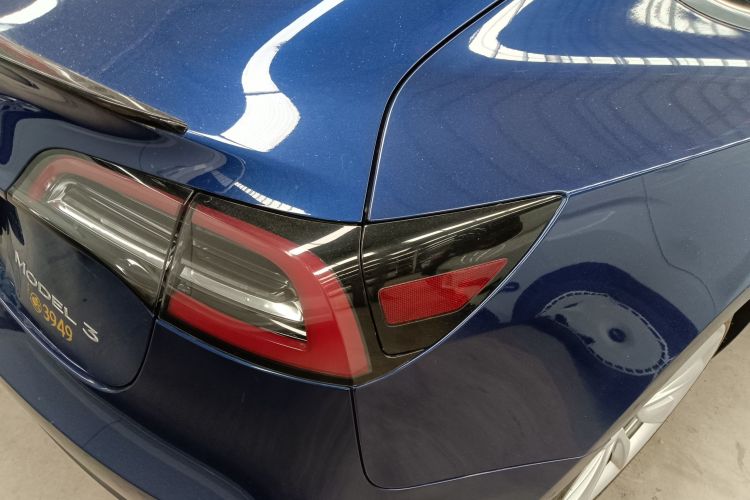 Tesla Model 3 2020 immagine di auto #8