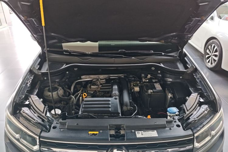 Volkswagen Tharu 2021 car image #20