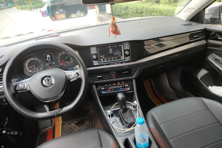 Volkswagen Bora 2020 car image #11