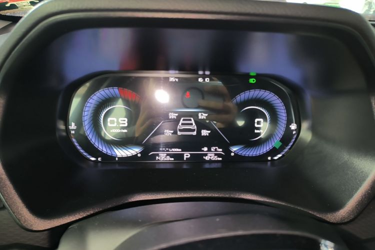 GEELY Emgrand 2022 car image #12