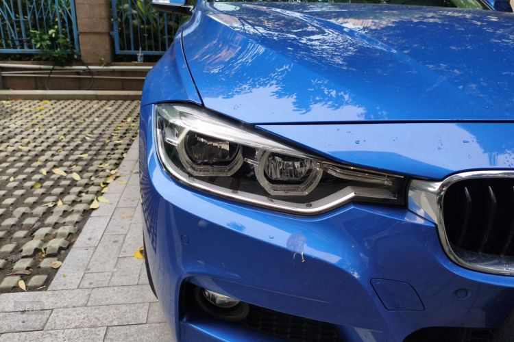 BMW 3 Series 2018 #8 BMW 3 Series 2018 car image #8