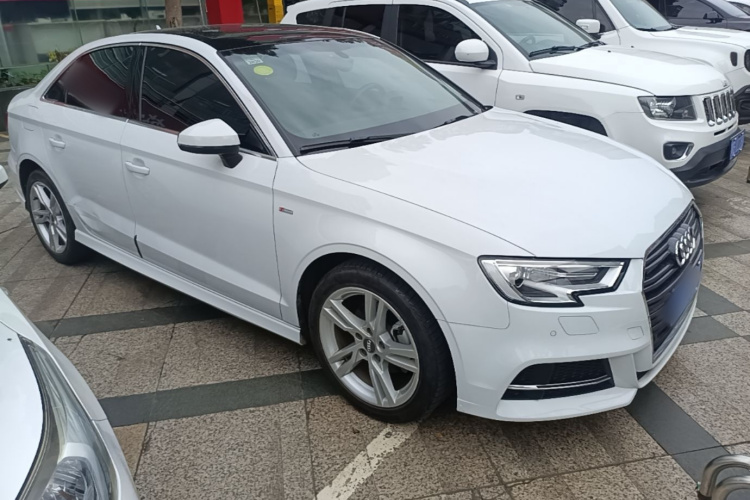 Audi A3 2018 #4 Audi A3 2018 car image #4