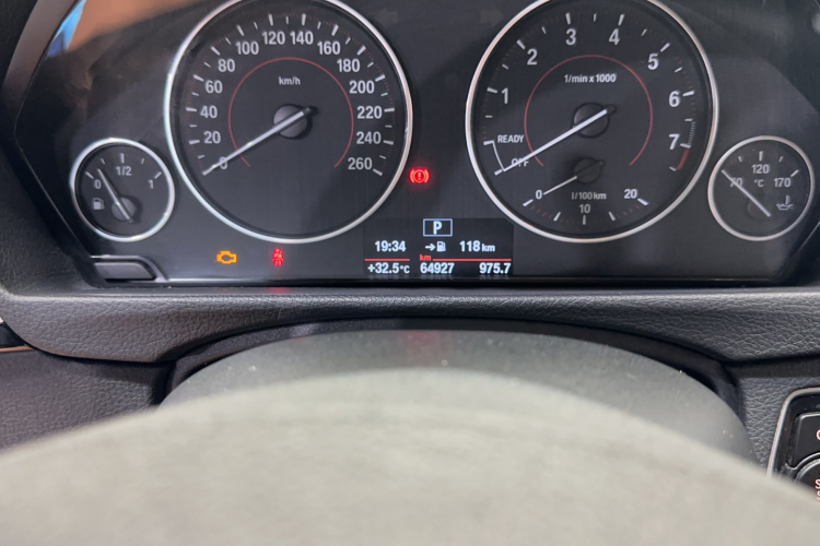 BMW 3 Series 2016 #10 BMW 3 Series 2016 car image #10