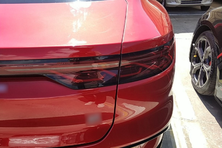 BYD Han 2022 car image #8