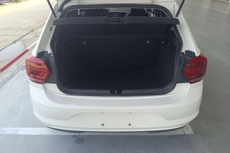 Volkswagen Polo 2021 car image #19
