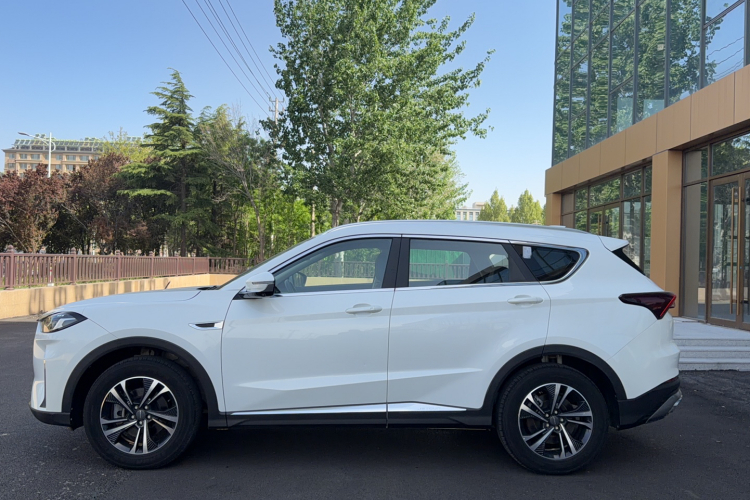 Jetour X70 PLUS 2021 #8 Jetour X70 PLUS 2021 car image #8