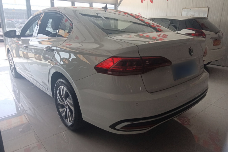 Volkswagen Bora 2023 car image #5