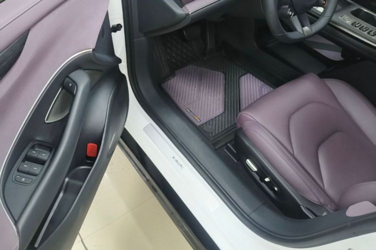 MI SU7 2025 car image #19