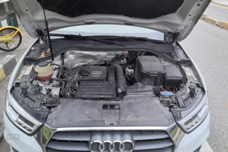 Audi Q3 2019 car image #22