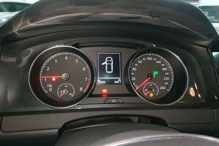 Volkswagen Golf 2019 immagine di auto #12