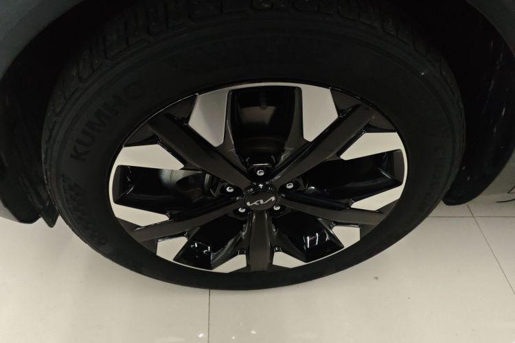 起亚 狮铂拓界 2022 汽车图片 #3