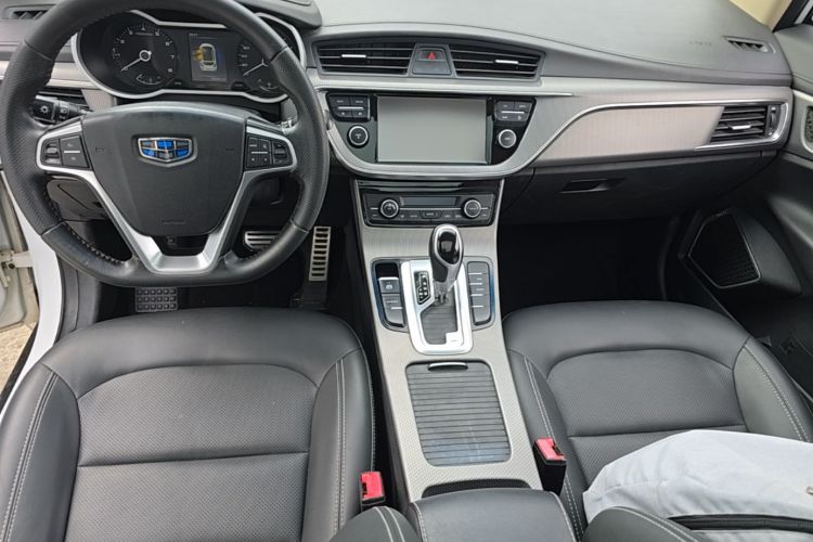 GEELY Emgrand GS 2018 car image #10