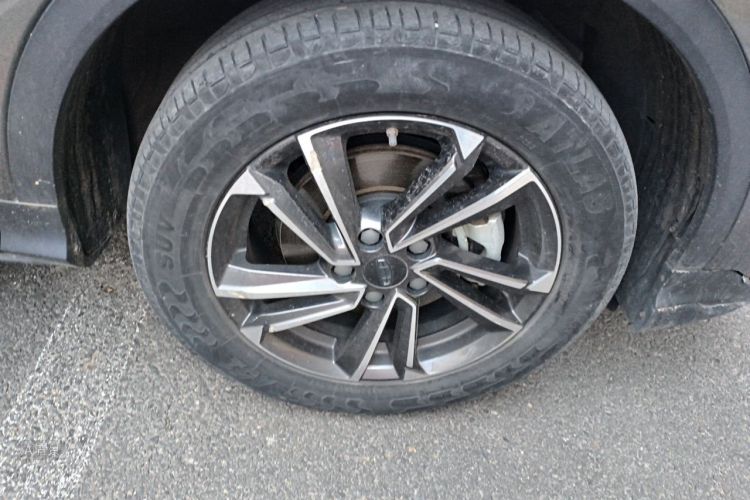 GEELY Coolray 2023 immagine di auto #9