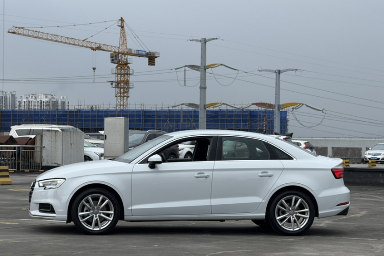 Audi A3 2019 #9 Audi A3 2019 car image #9