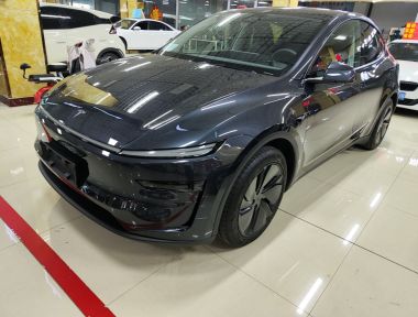 Tesla Model Y 2025 car image 
