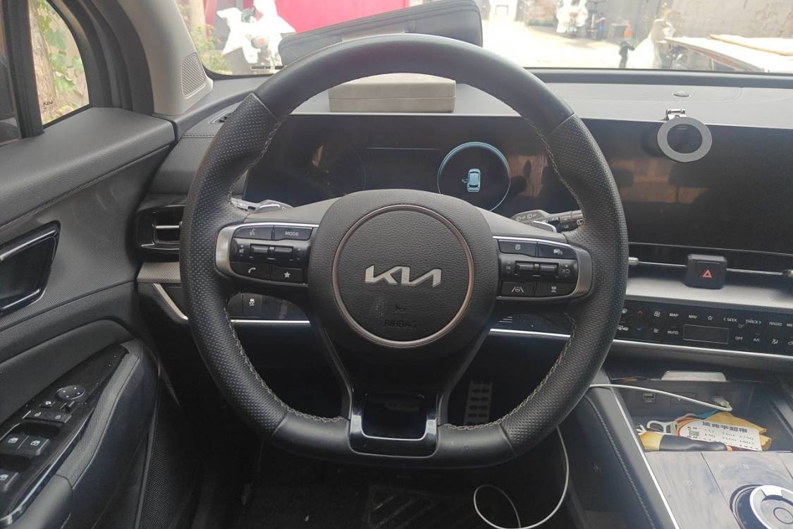 Kia Sportage 2023 car image #24