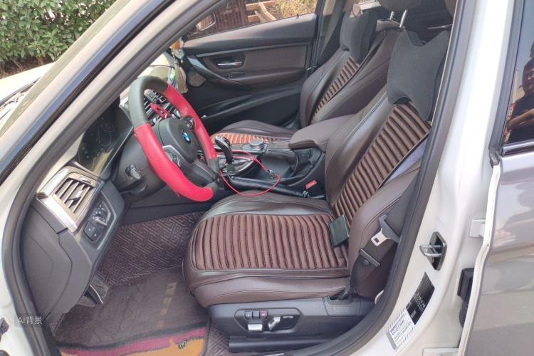BMW 3 Series 2019 #17 BMW 3 Series 2019 صورة سيارة #17