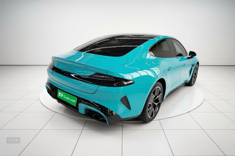 MI SU7 2024 immagine di auto #7