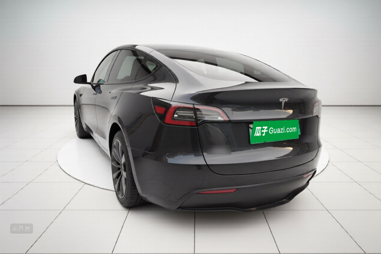 Tesla Model Y 2024 #5 Tesla Model Y 2024 car image #5