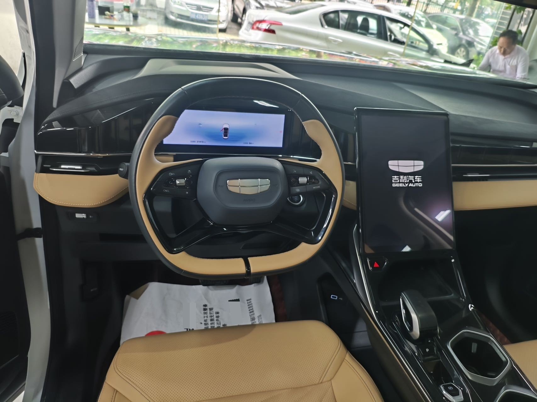 GEELY Boyue L 2023 изображение автомобиля #6