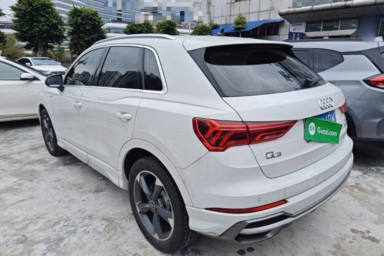 Audi Q3 2022 #5 Audi Q3 2022 car image #5