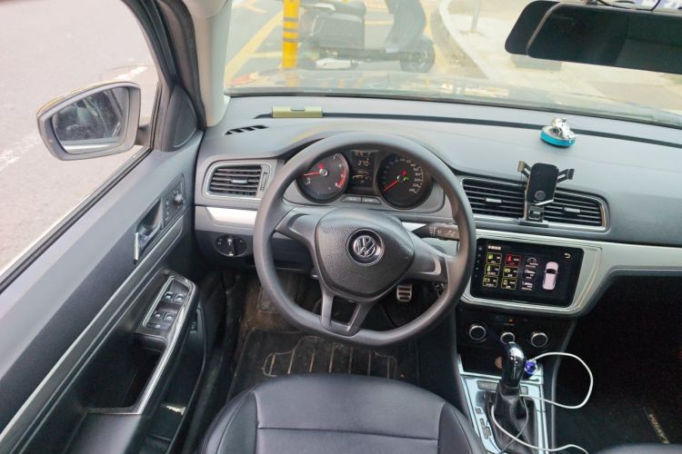 Volkswagen Lavida 2017 car image #11