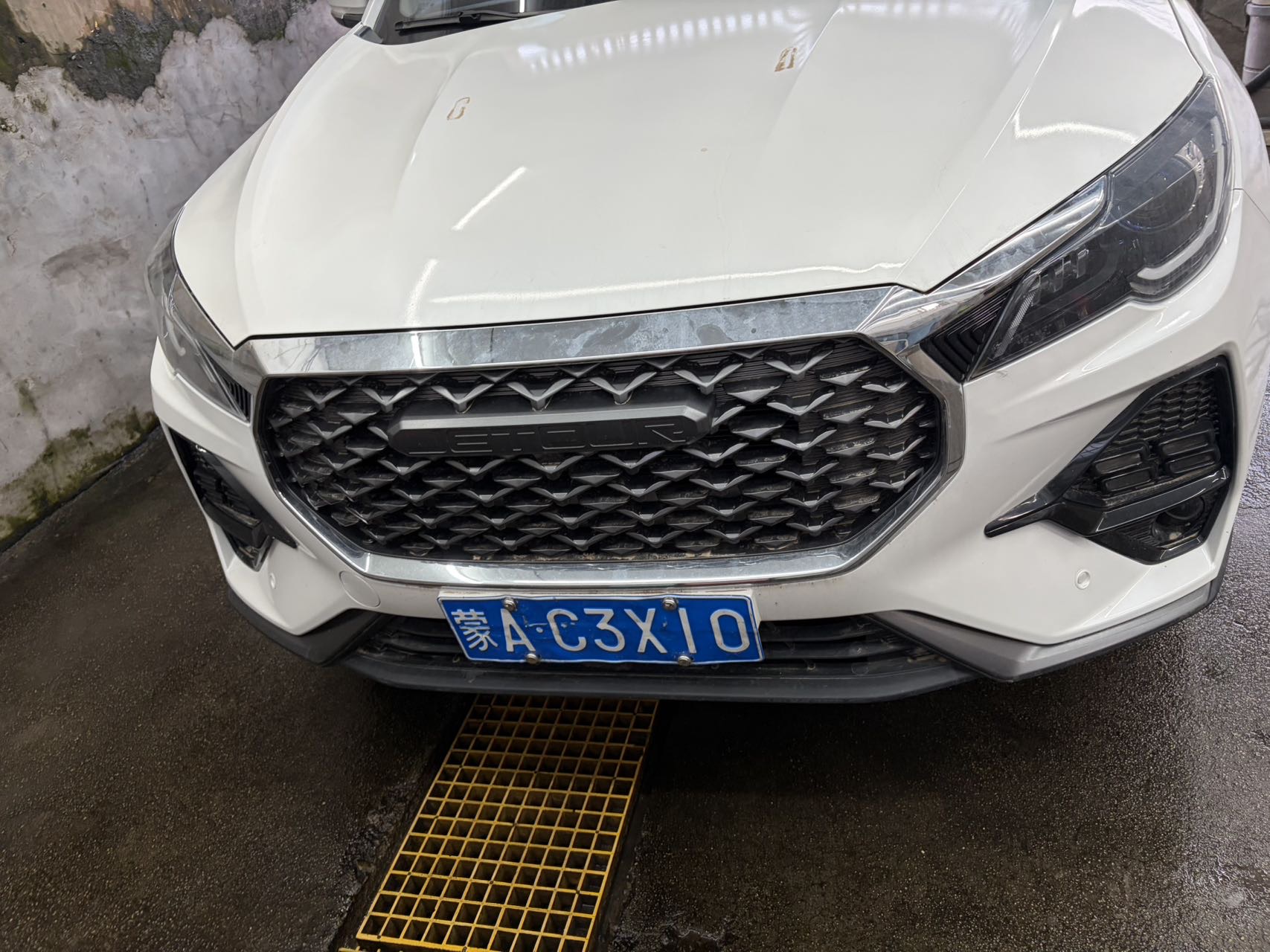 Jetour X70 2023 car image #3