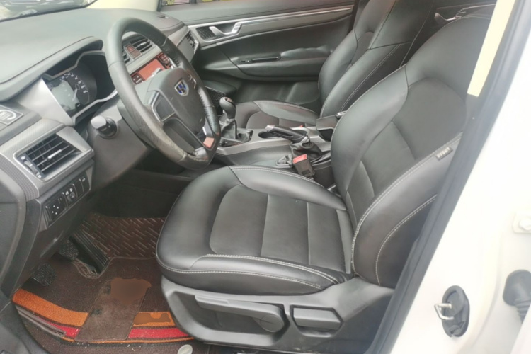 GEELY Emgrand GS 2016 car image #15