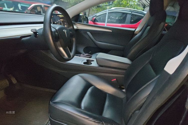 Tesla Model Y 2021 immagine di auto #17