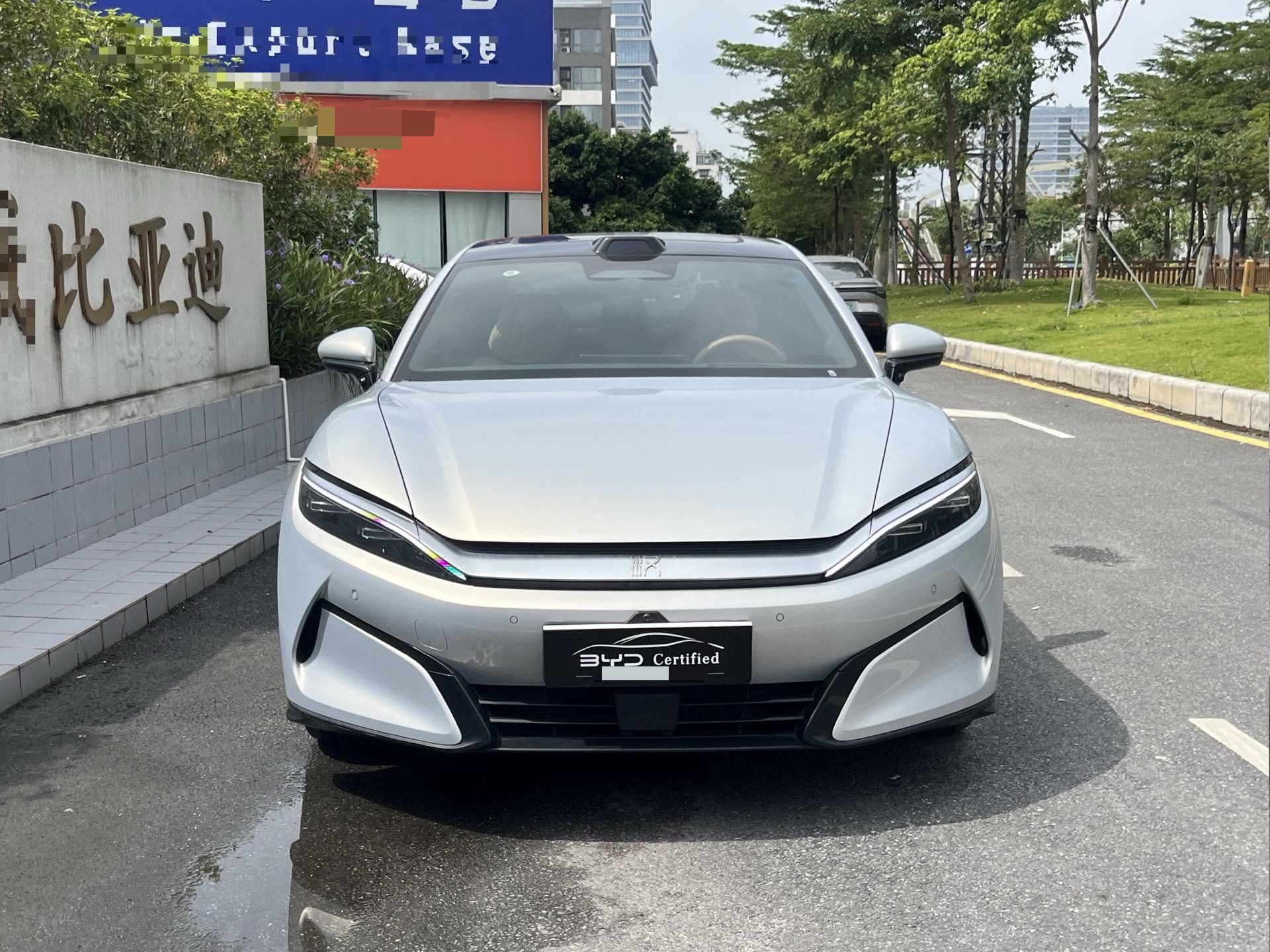 BYD HanL 2025 imagem de carro #2