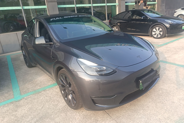 Tesla Model Y 2022 #4 Tesla Model Y 2022 car image #4