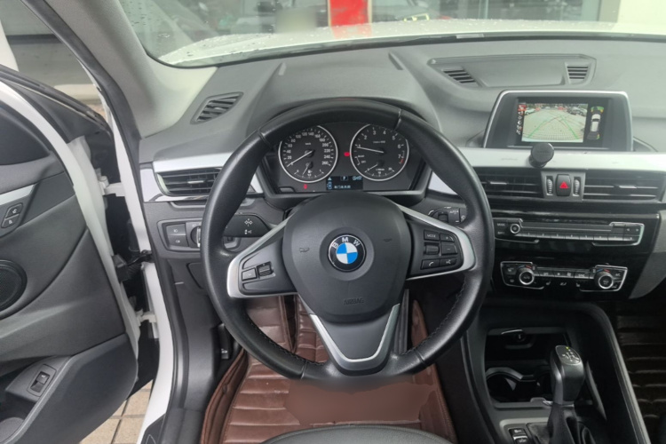 BMW X1 2017 #11 BMW X1 2017 car image #11