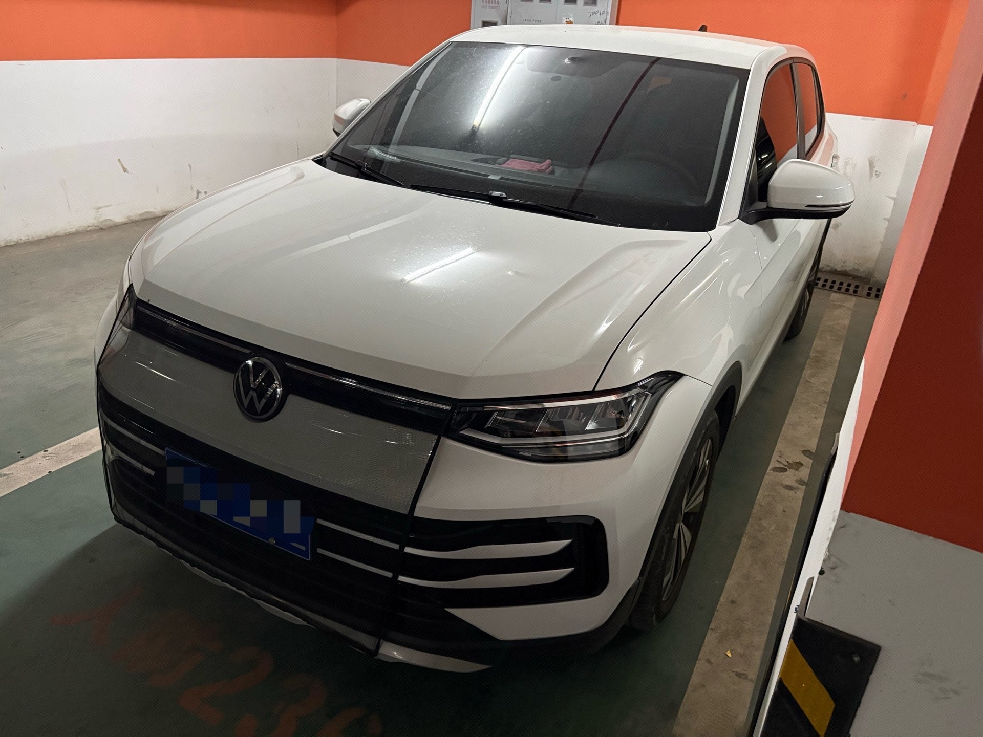 Volkswagen Tharu 2024 Volkswagen Tharu 2024 immagine di auto