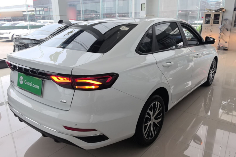 GEELY Emgrand 2025 car image #7
