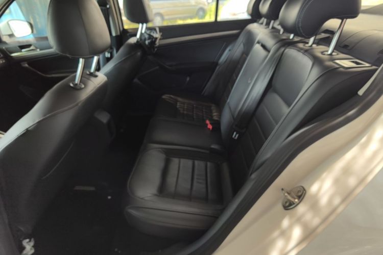 Volkswagen Lavida 2019 car image #19
