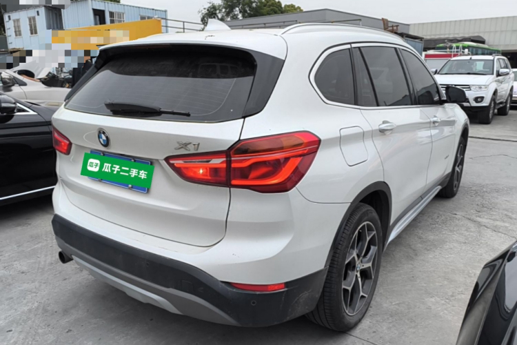 BMW X1 2017 #7 BMW X1 2017 car image #7