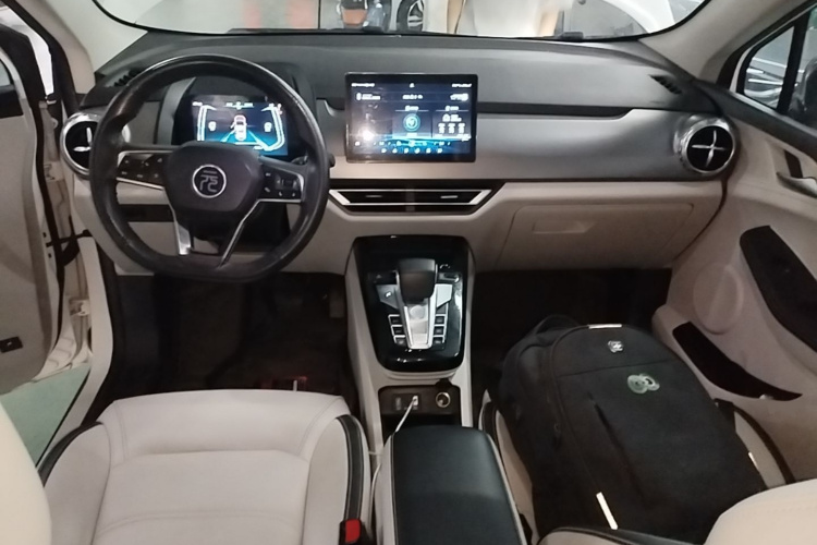 BYD Yuan Pro 2021 immagine di auto #11
