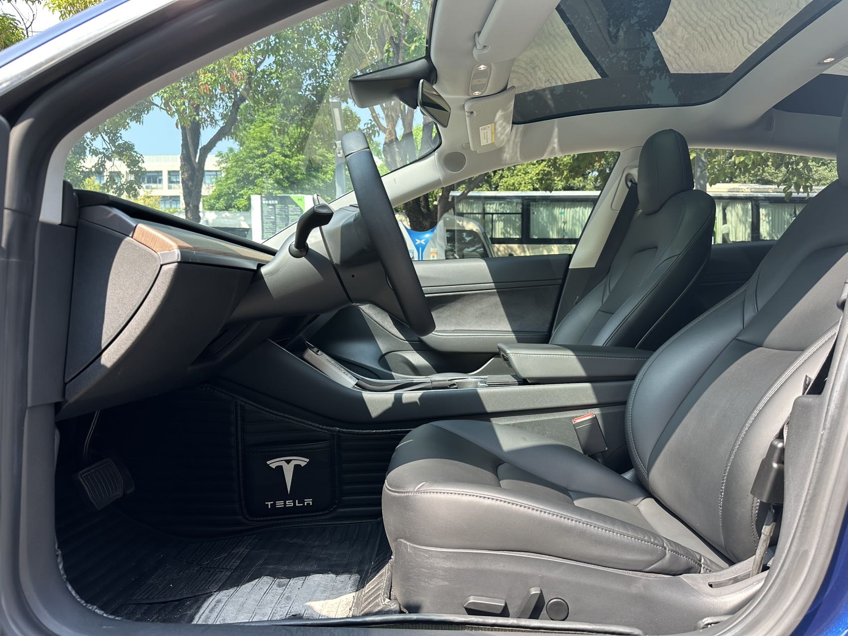 Tesla Model 3 2020 #4 Tesla Model 3 2020 car image #4