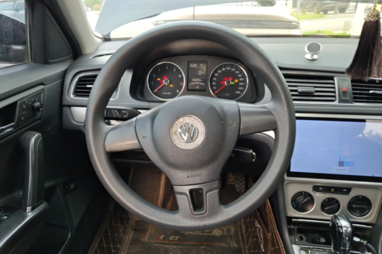Volkswagen Lavida 2016 car image #15