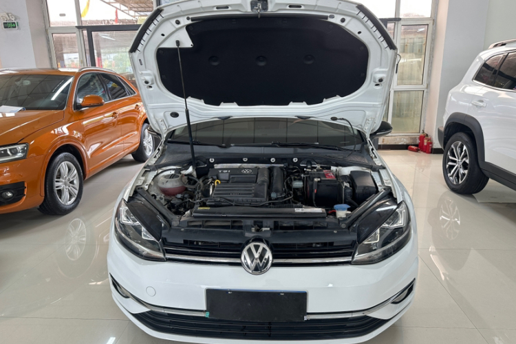 Volkswagen Golf 2020 #27 Volkswagen Golf 2020 car image #27