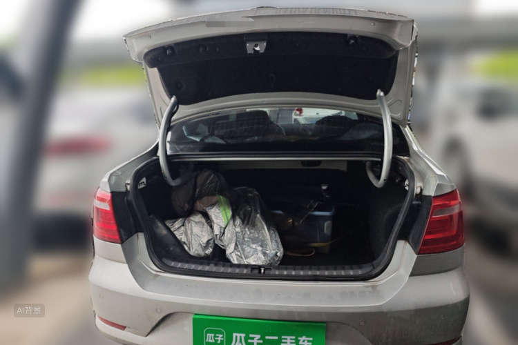 Volkswagen Bora 2014 car image #21