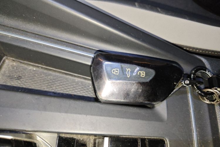 Volkswagen Golf 2022 #9 Volkswagen Golf 2022 car image #9