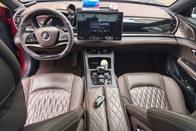 BYD Han 2021 car image #12